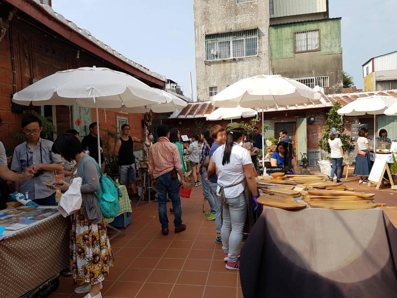 左營蓮潭郭家百年古厝 Hotel Cao Hùng Ngoại thất bức ảnh